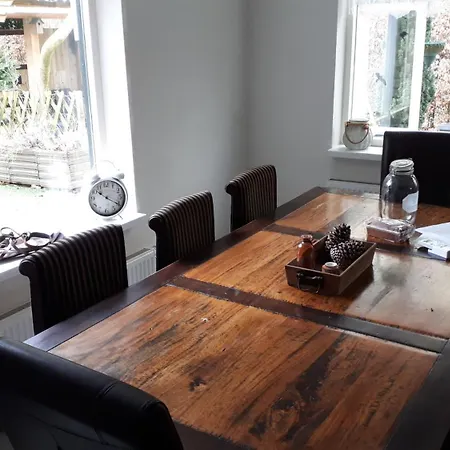 Semesterbostad Het Uitzicht